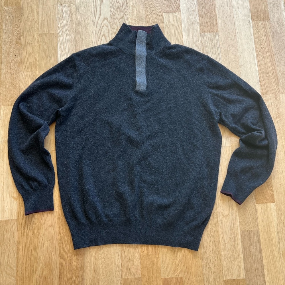 Neiman Marcus 100% Cashmere Sweater - Size Large *Great Condition*